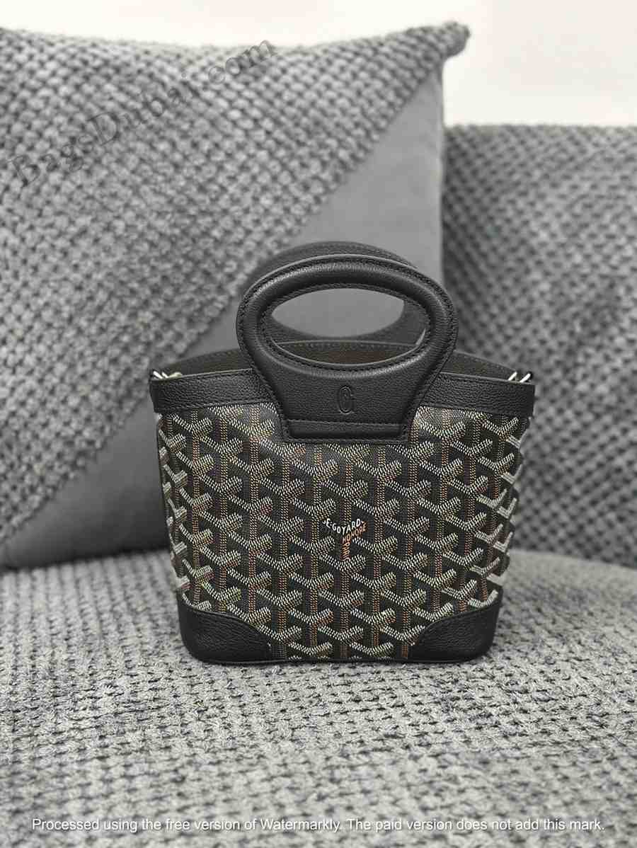 Goyard Mini Bag Beluga Goyardine Canvas And Chevroches Calfskin Black