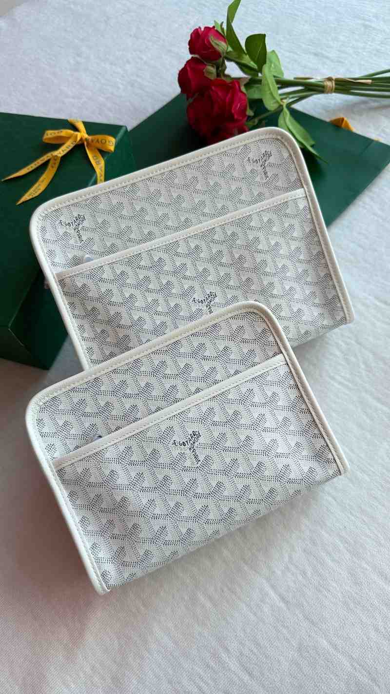 Goyard Toiletry Bag Jouvence Pouch White