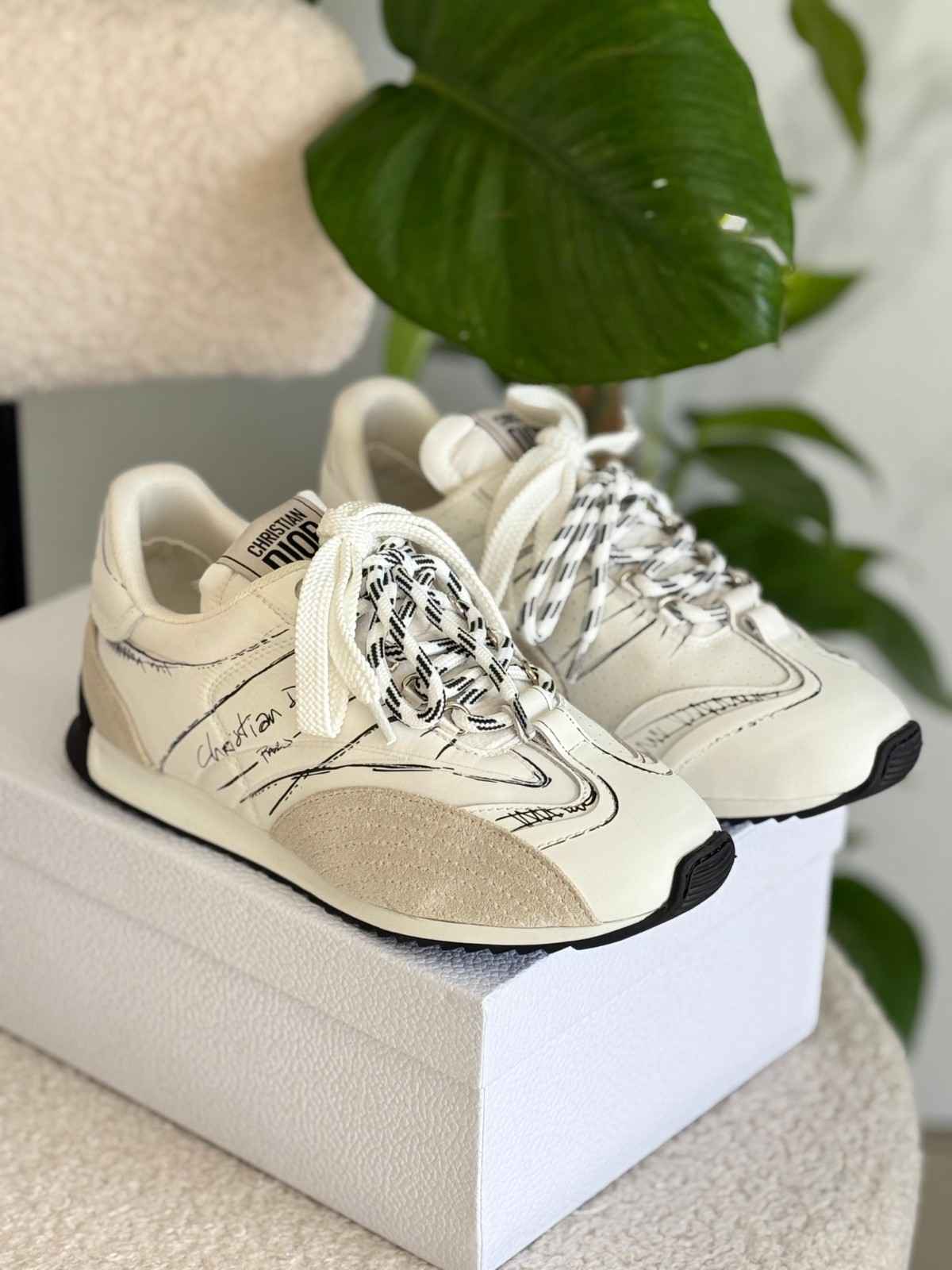 Dior Sneakers Women D-Sketch White