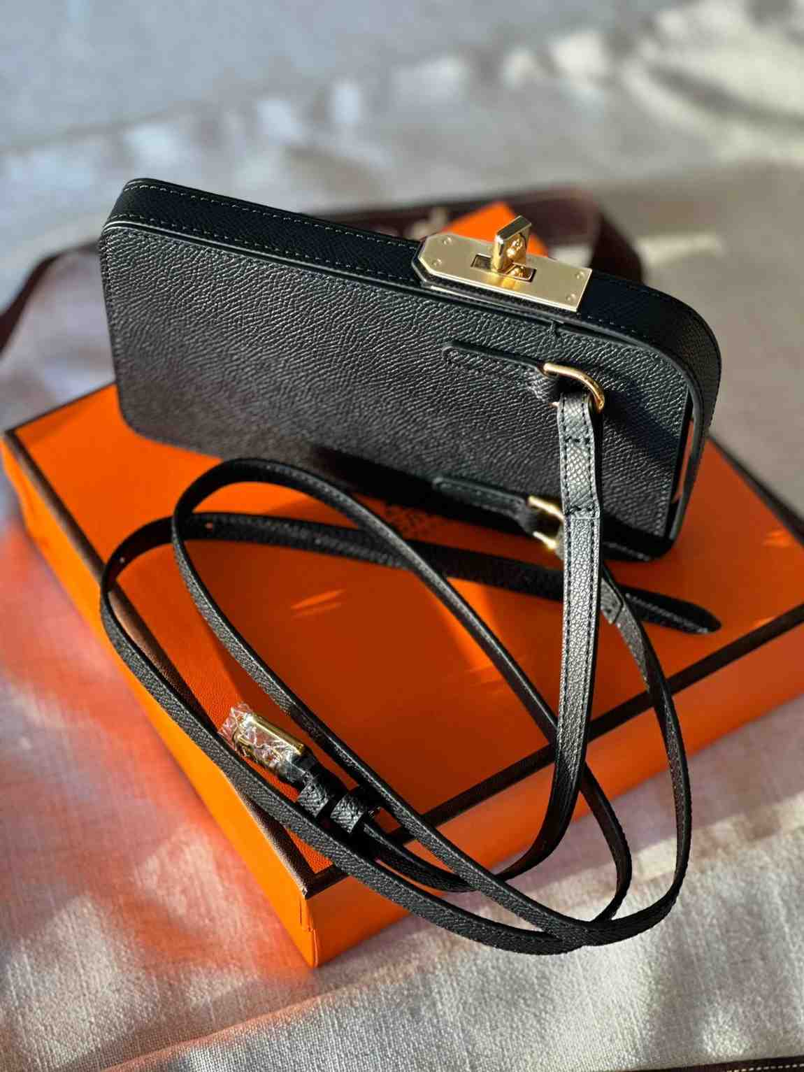 Hermes Wallet Hac A Box Phone Case Black