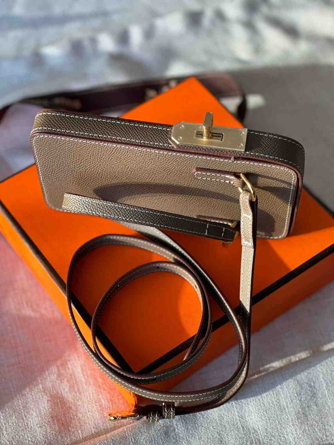 Hermes Wallet Hac A Box Phone Case Dark Brown