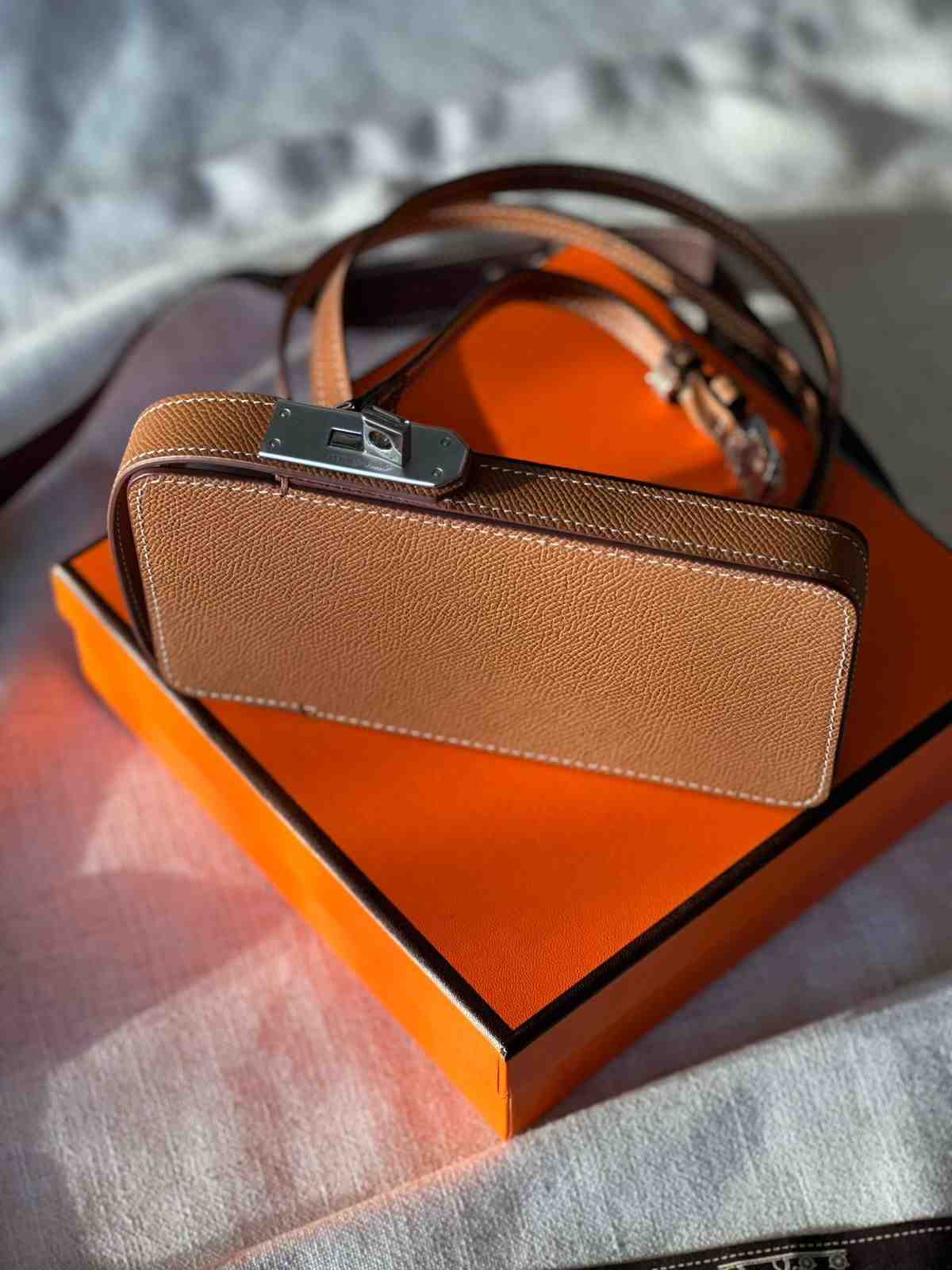 Hermes Wallet Hac A Box Phone Case Brown