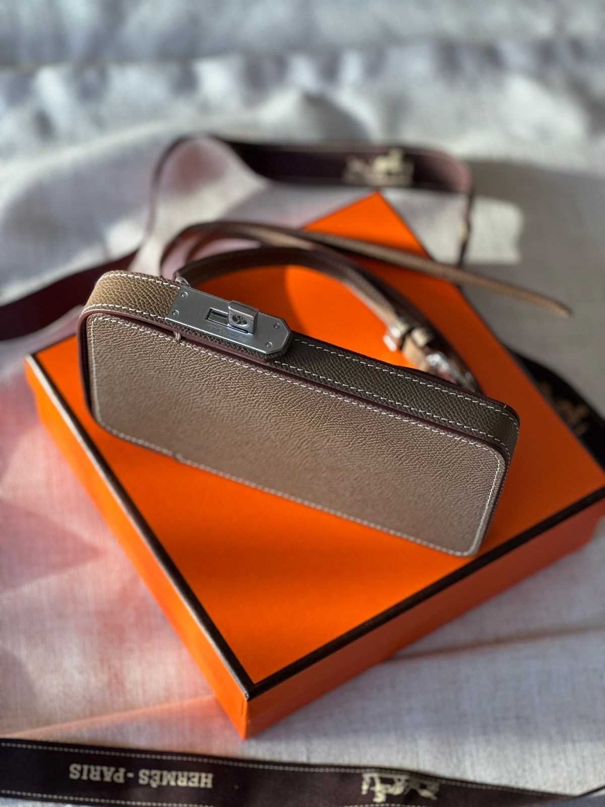 Hermes Wallet Hac A Box Phone Case Dark Brown