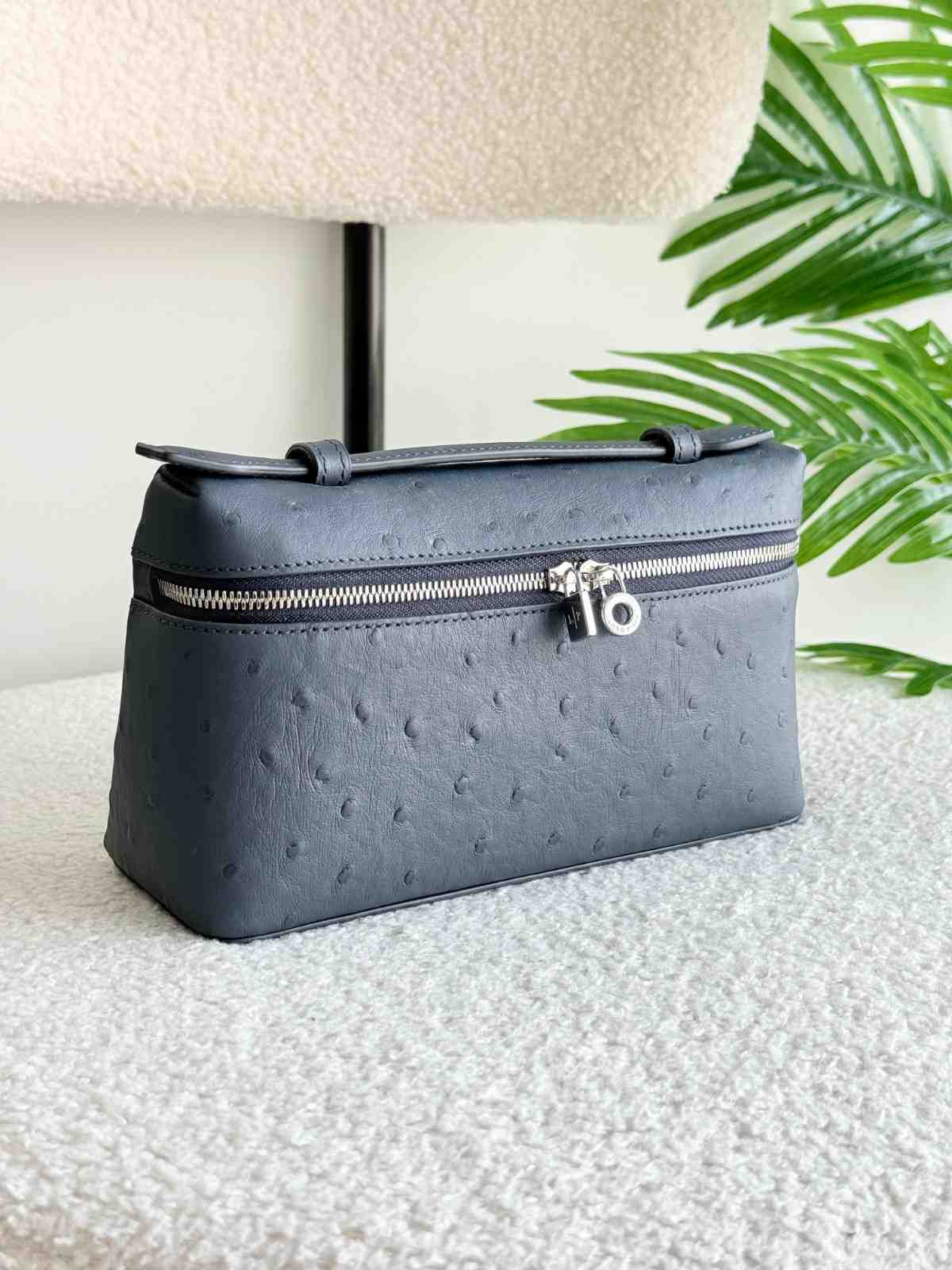 Loro Piana Ostrich Bag Extra Pocket L19 Black