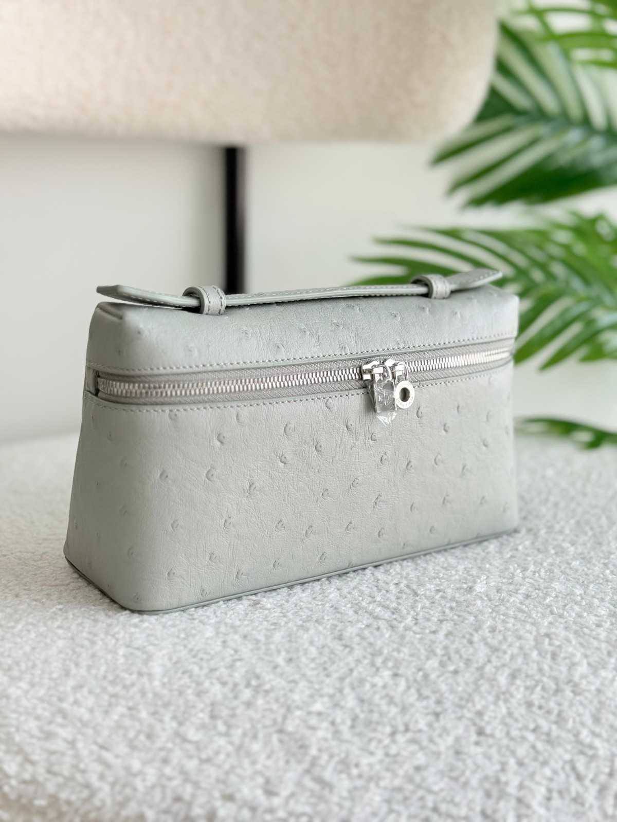 Loro Piana Ostrich Bag Extra Pocket L19 Grey
