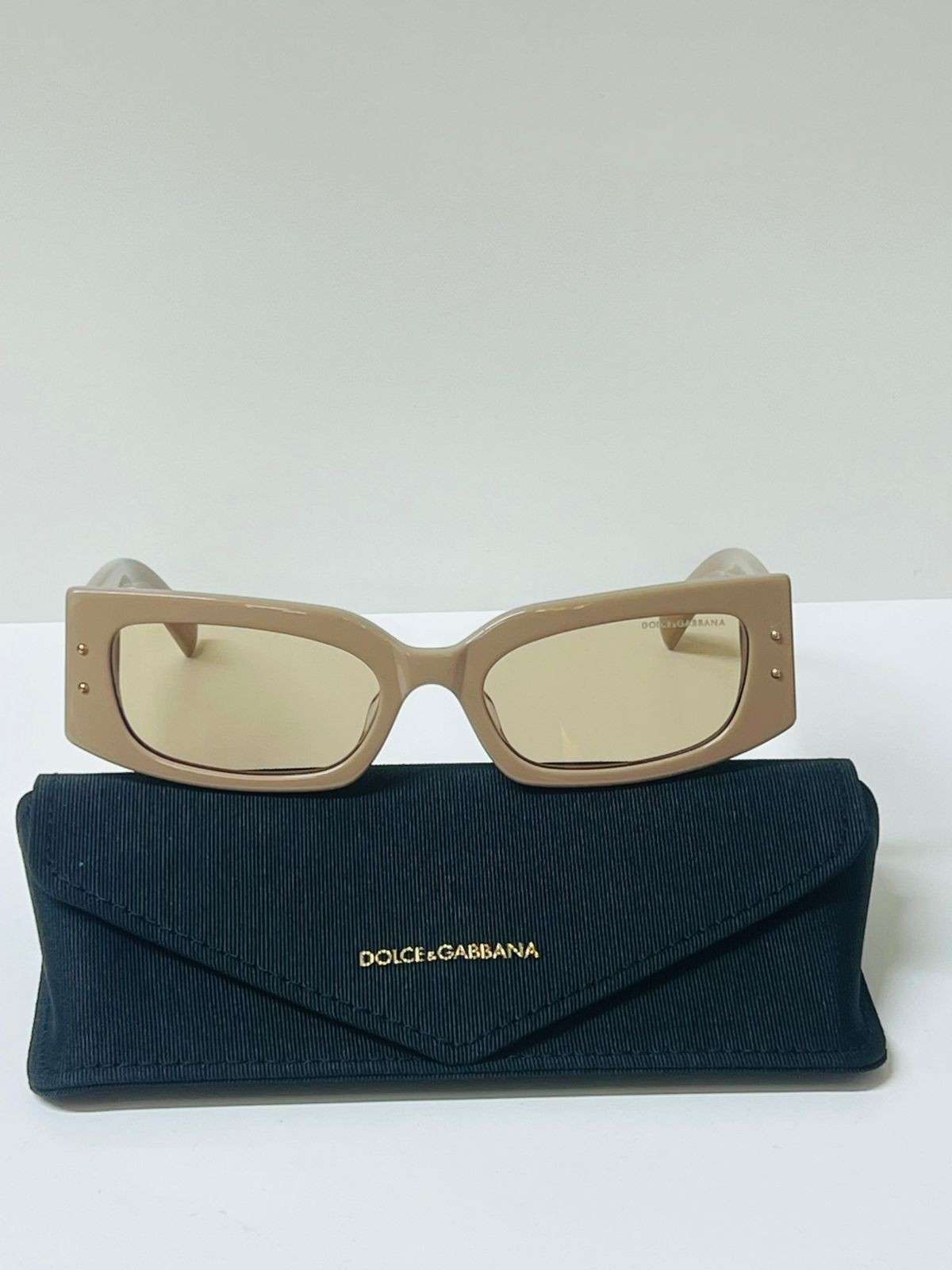 Dolce Gabbana Sunglasses DG Plaque Rectangle Brown