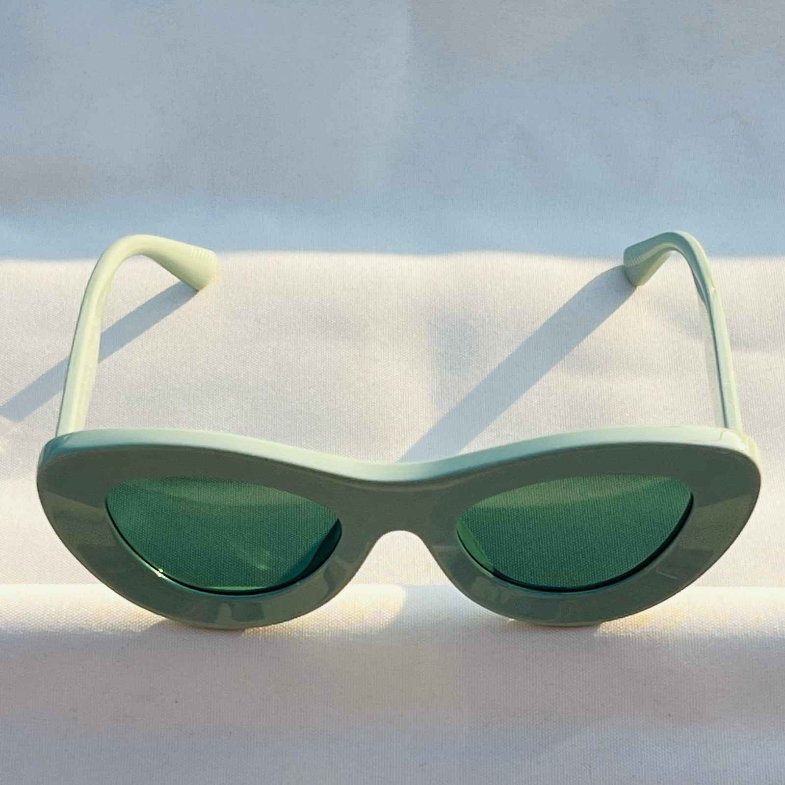 Bottega Veneta Cat Eye Sunglasses Green
