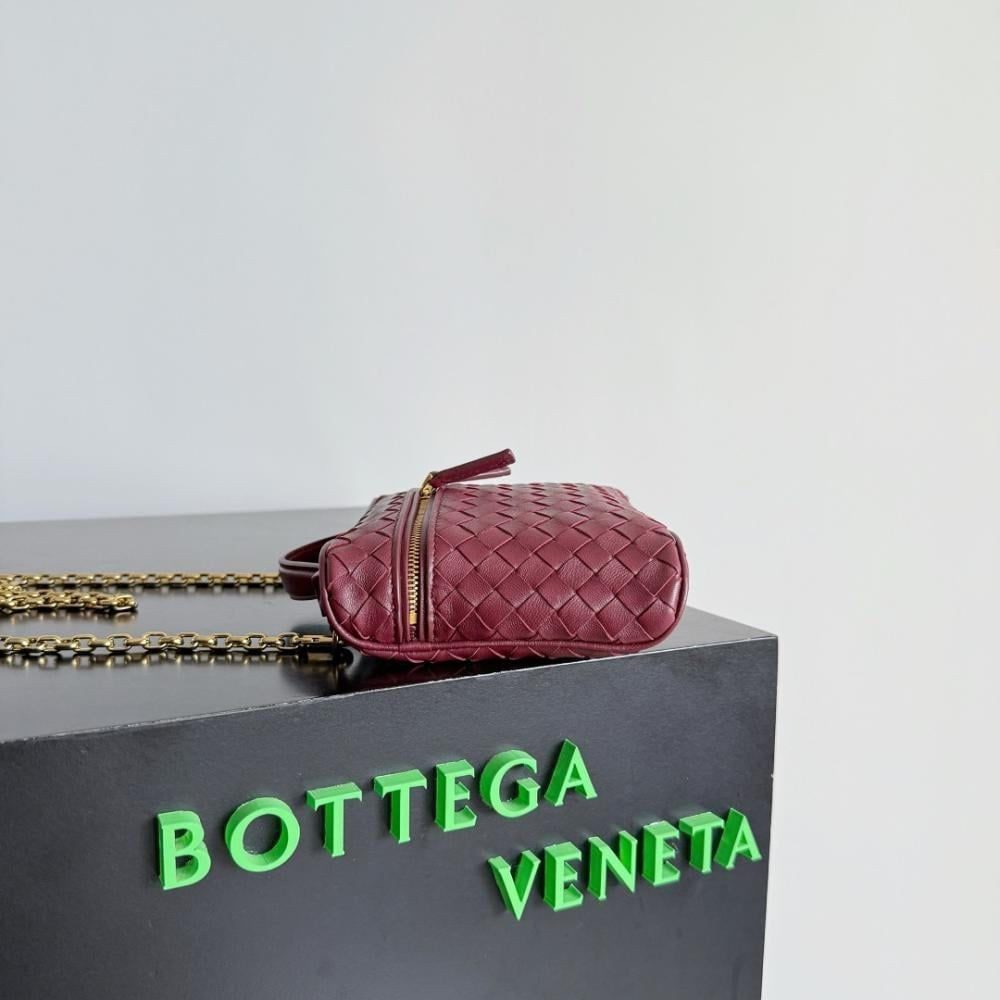 BOTTEGA VENETA Bag Soft Vanity Case Red