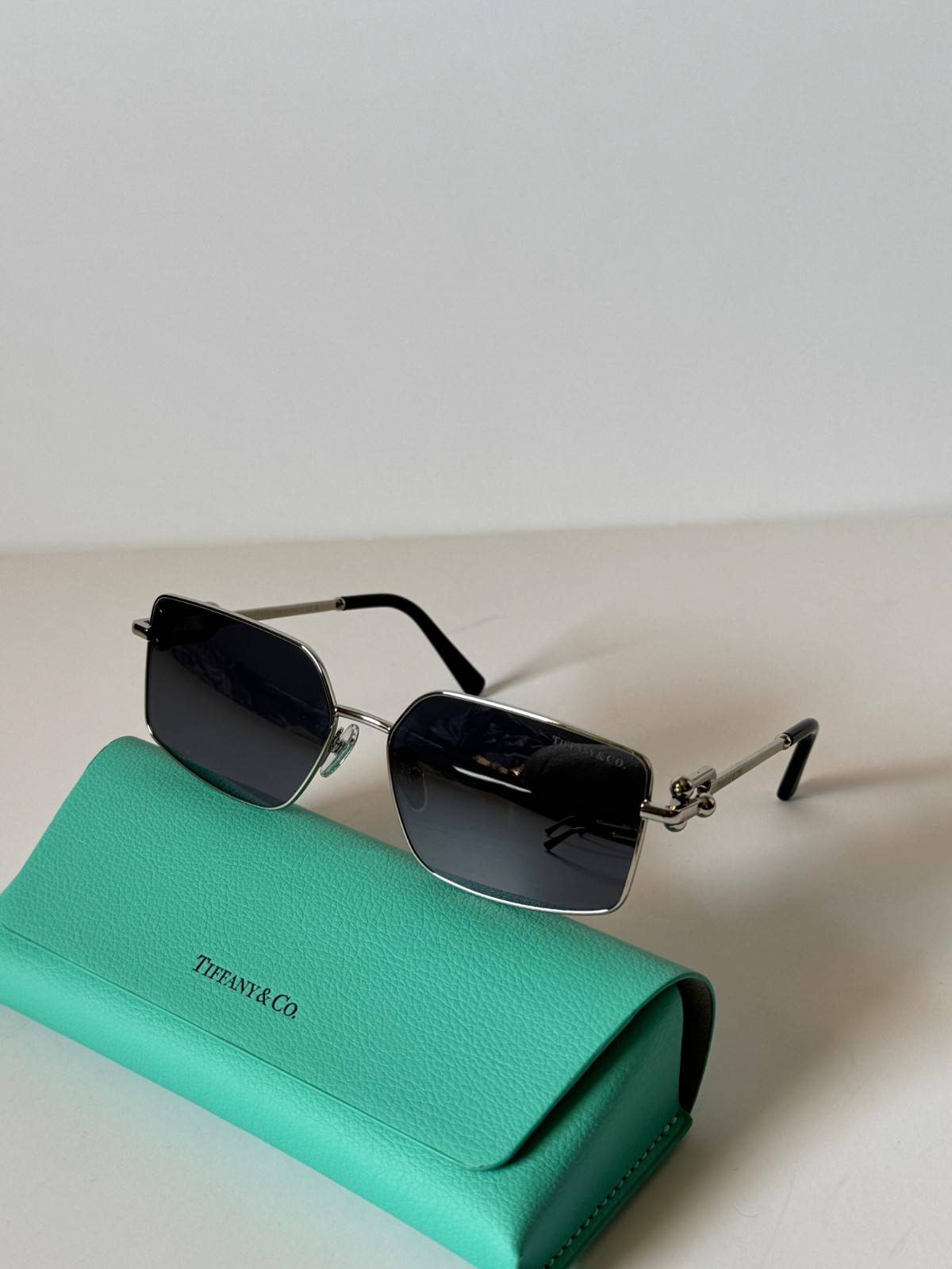 Tiffany Hardwear Sunglasses Rectangular TF Black