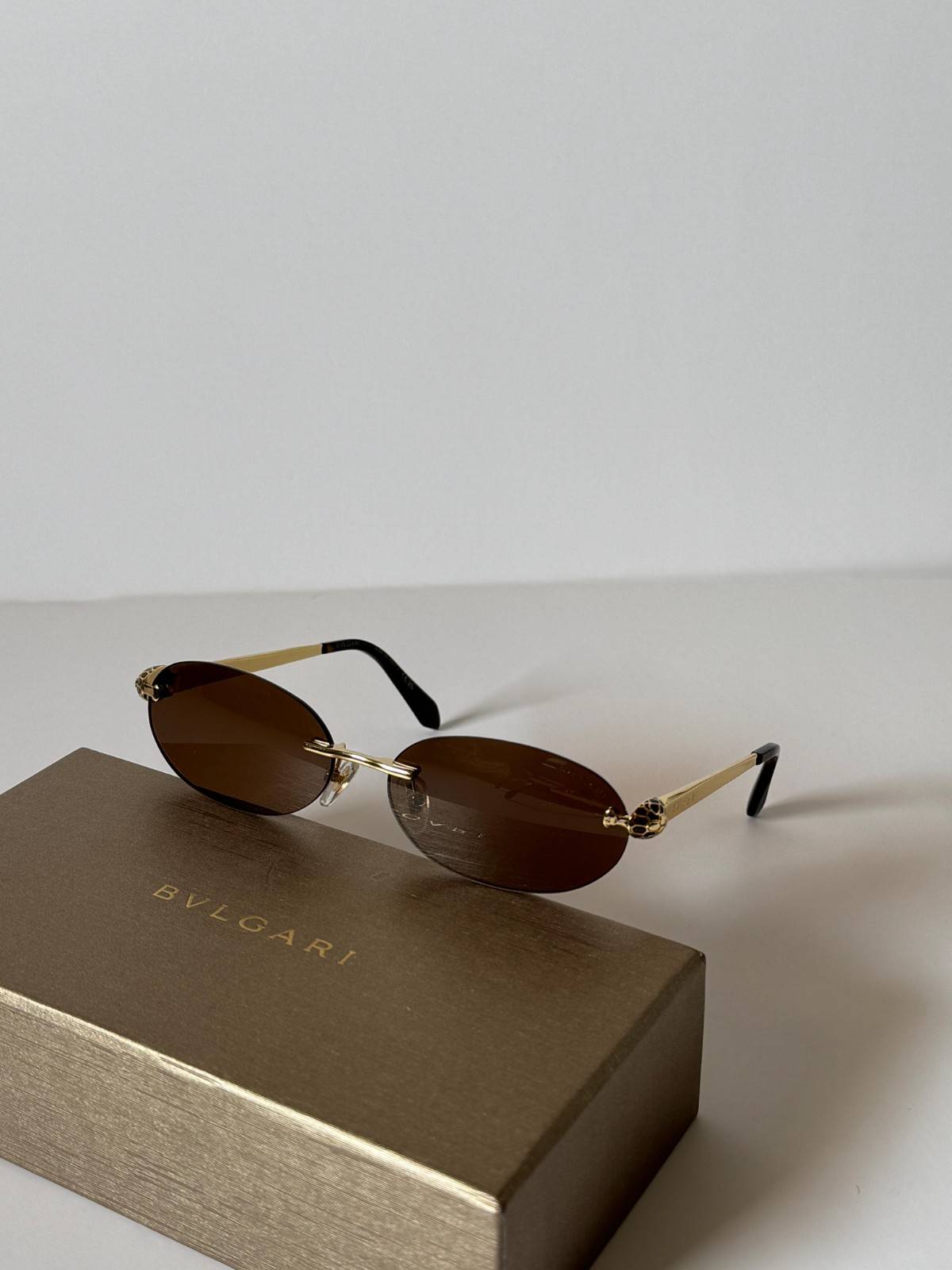 Bvlgari Sunglasses Oval Rimless Brown