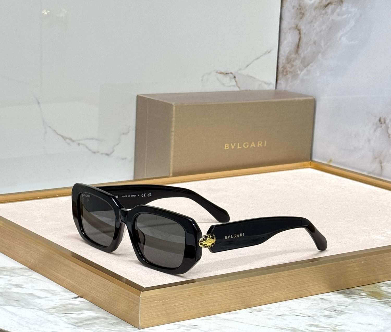 BVLGARI Serpenti Sunglasses Rectangular Black