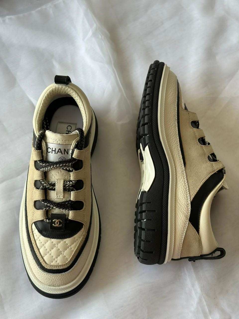 Chanel Sneakers Calfskin Suede Quilted Lace-up Brown