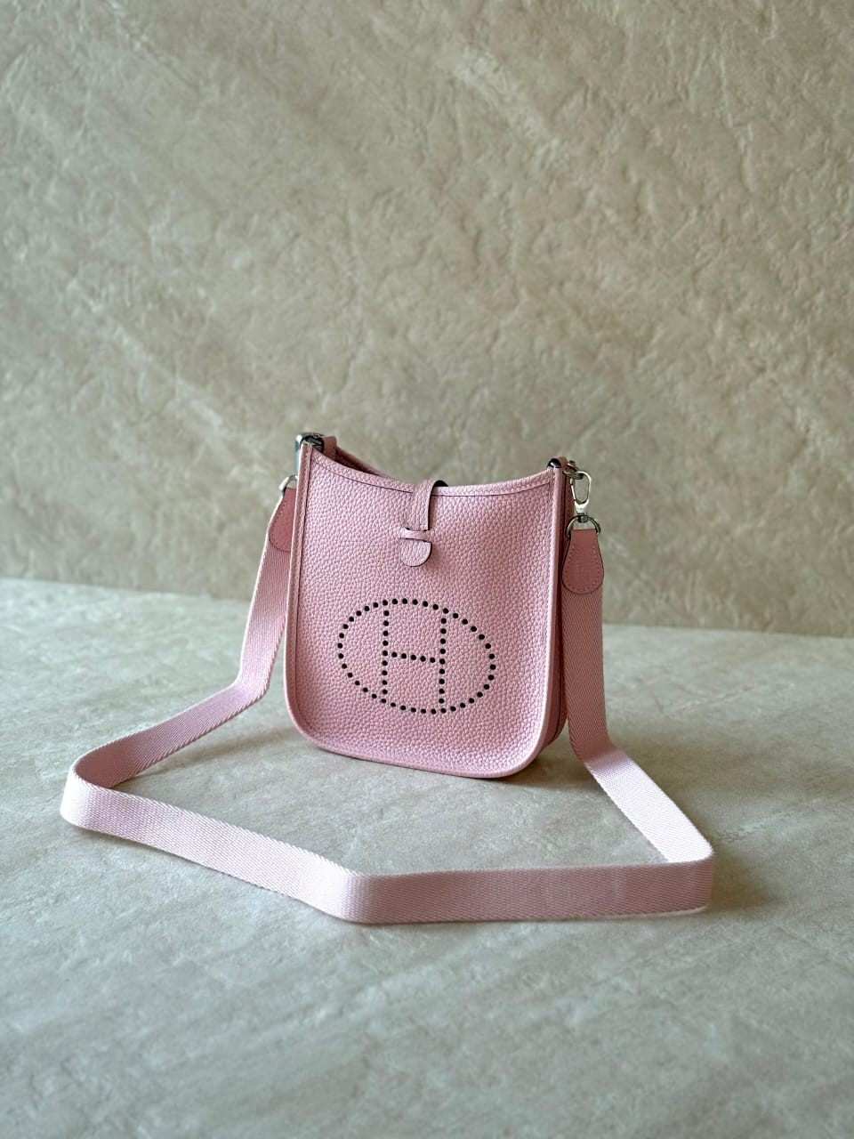Hermes Bag Evelyne TPM Taurillon Clemence Pink